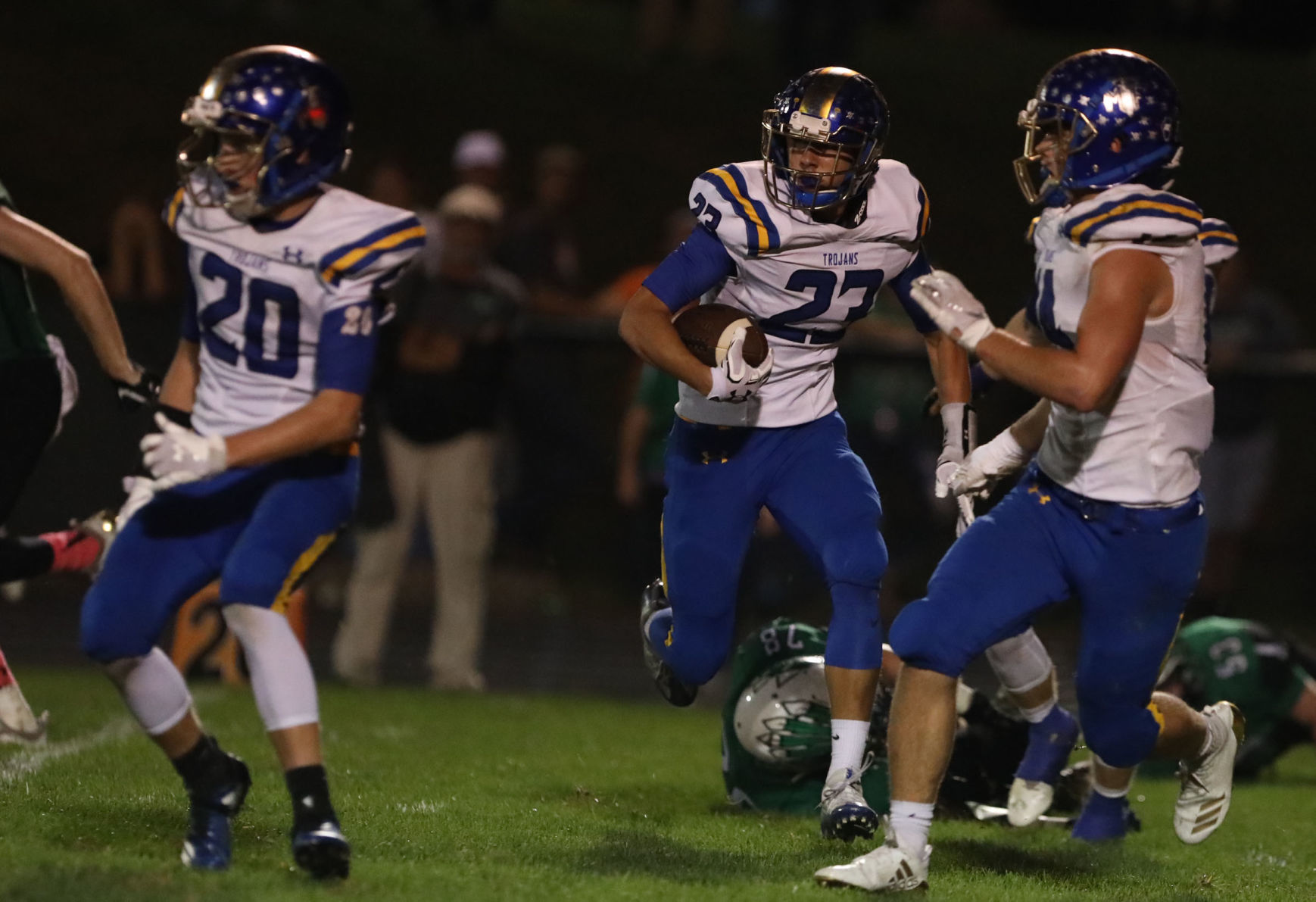 Maroa Forsyth vs Athens football 10 10.5.18.jpg